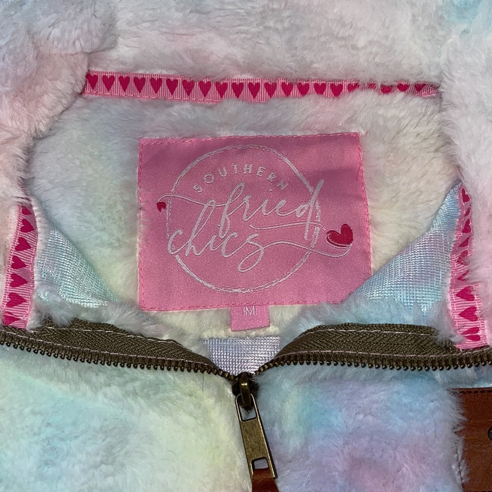 Southern Fried Chicks Fuzzy Long Tye Dye Pull Over W/Pockets - Picture 9 of 10